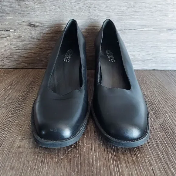 Vintage Aerosoles Black Leather Block Heel Pumps Size 10B - Picture 2 of 8